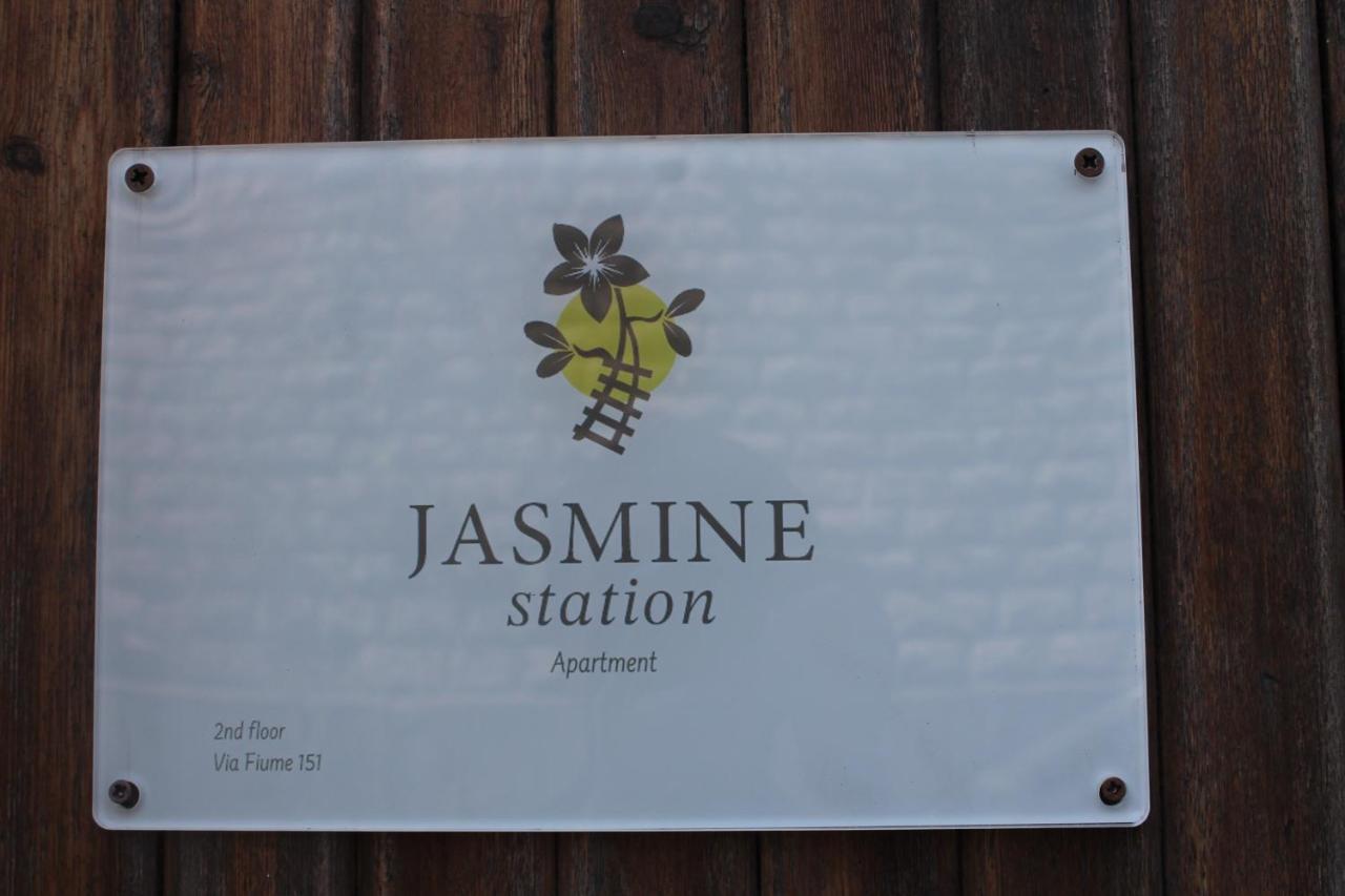 Jasmine Station - Cinque Terre Apartment La Spezia Exterior photo